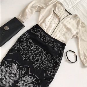Mid Acemi Pencil Skirt with lace - size 0